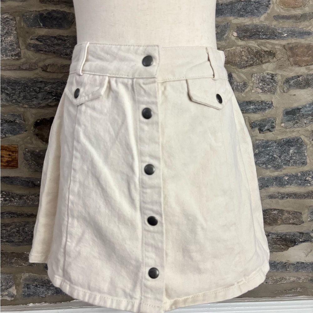 Urban Outfitters BDG Cream Mini Skater Skirt for Casual Wear